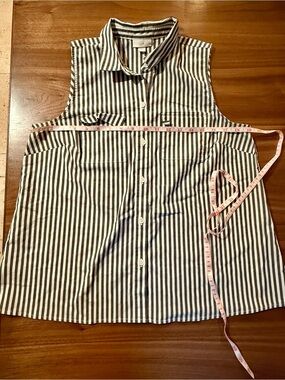 J. Jill Black and White Striped Sleeveless Button-Up Tank